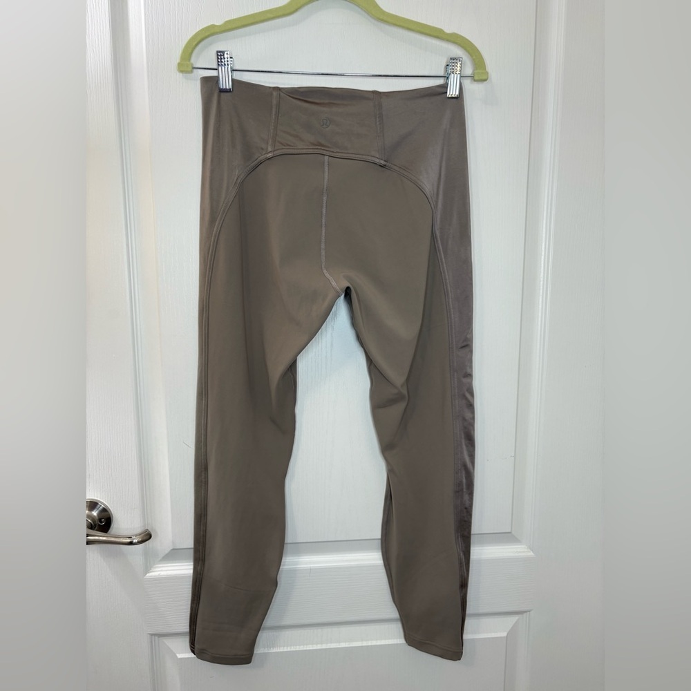 lululemon•Align No Line™ High-Rise Pant•NEW RELEASE•NWOT•Satin Shine Ash Grey•10 - Picture 6 of 16